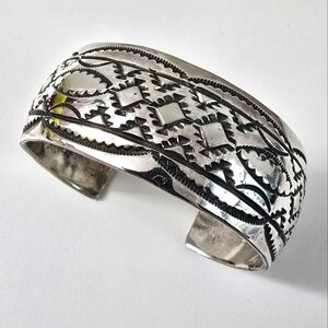 Handcrafted Sterling Silver Native American Cuff Bracelet – A Legacy in Metal